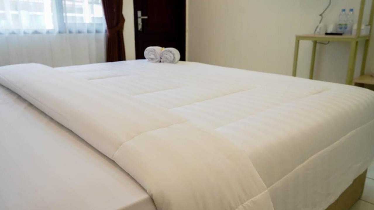 Hotel Pondok Putri Batukaras Εξωτερικό φωτογραφία