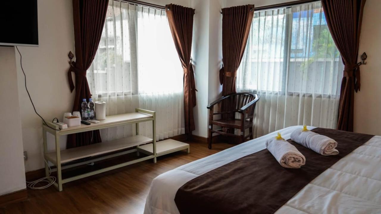Hotel Pondok Putri Batukaras Εξωτερικό φωτογραφία