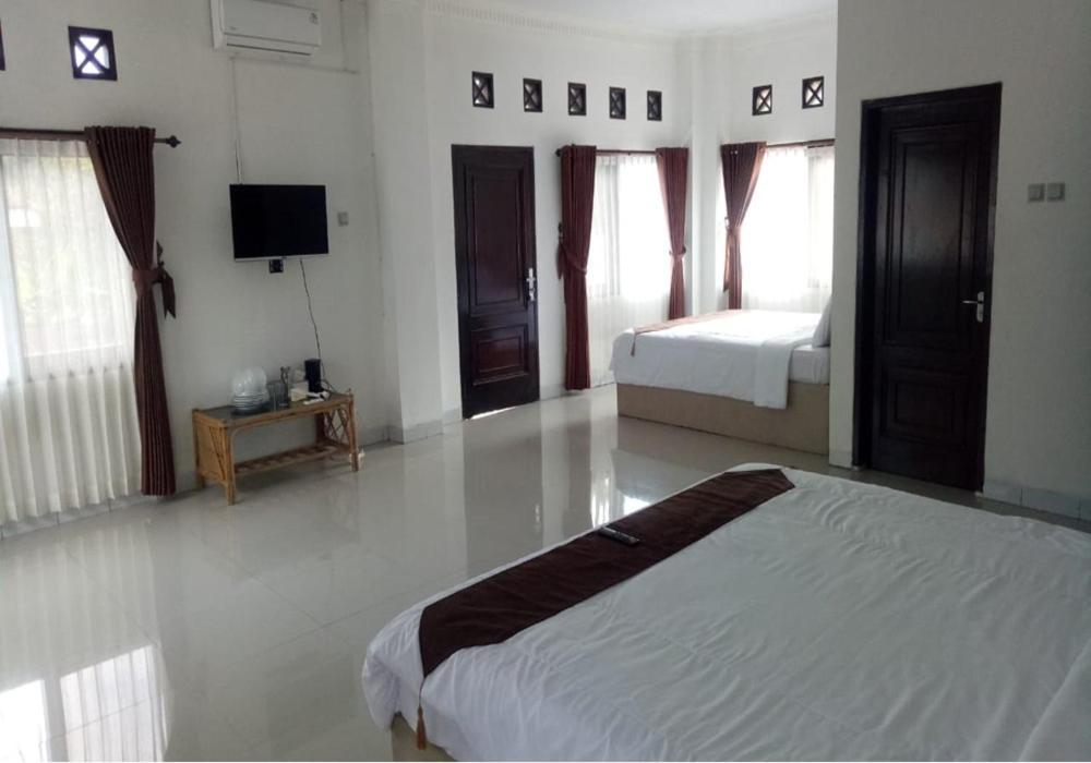 Hotel Pondok Putri Batukaras Δωμάτιο φωτογραφία